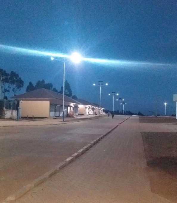 雁江区非洲科特迪瓦太阳能路灯工程